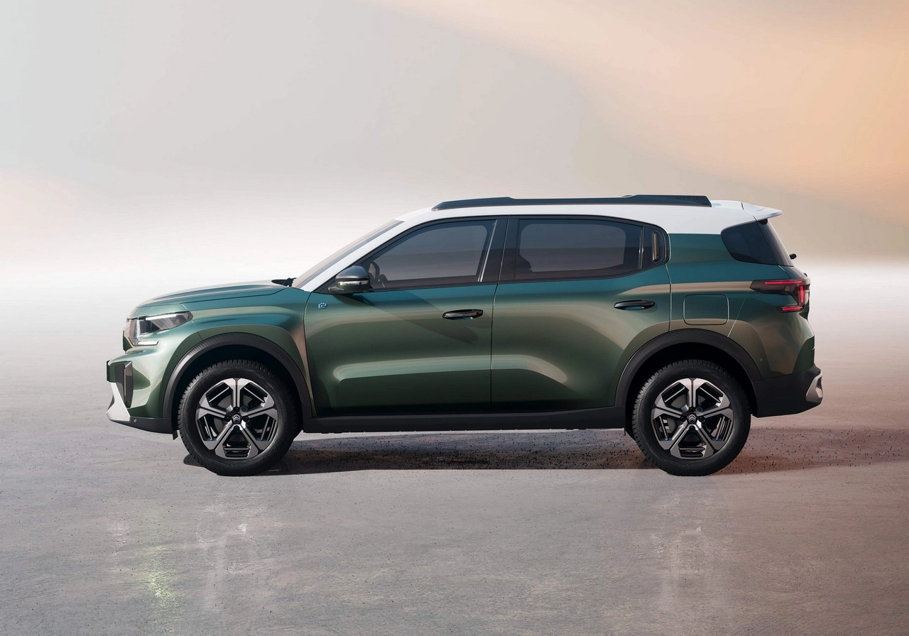 Citroen C3 Aircross 2025 Side Profile.06ed01a2