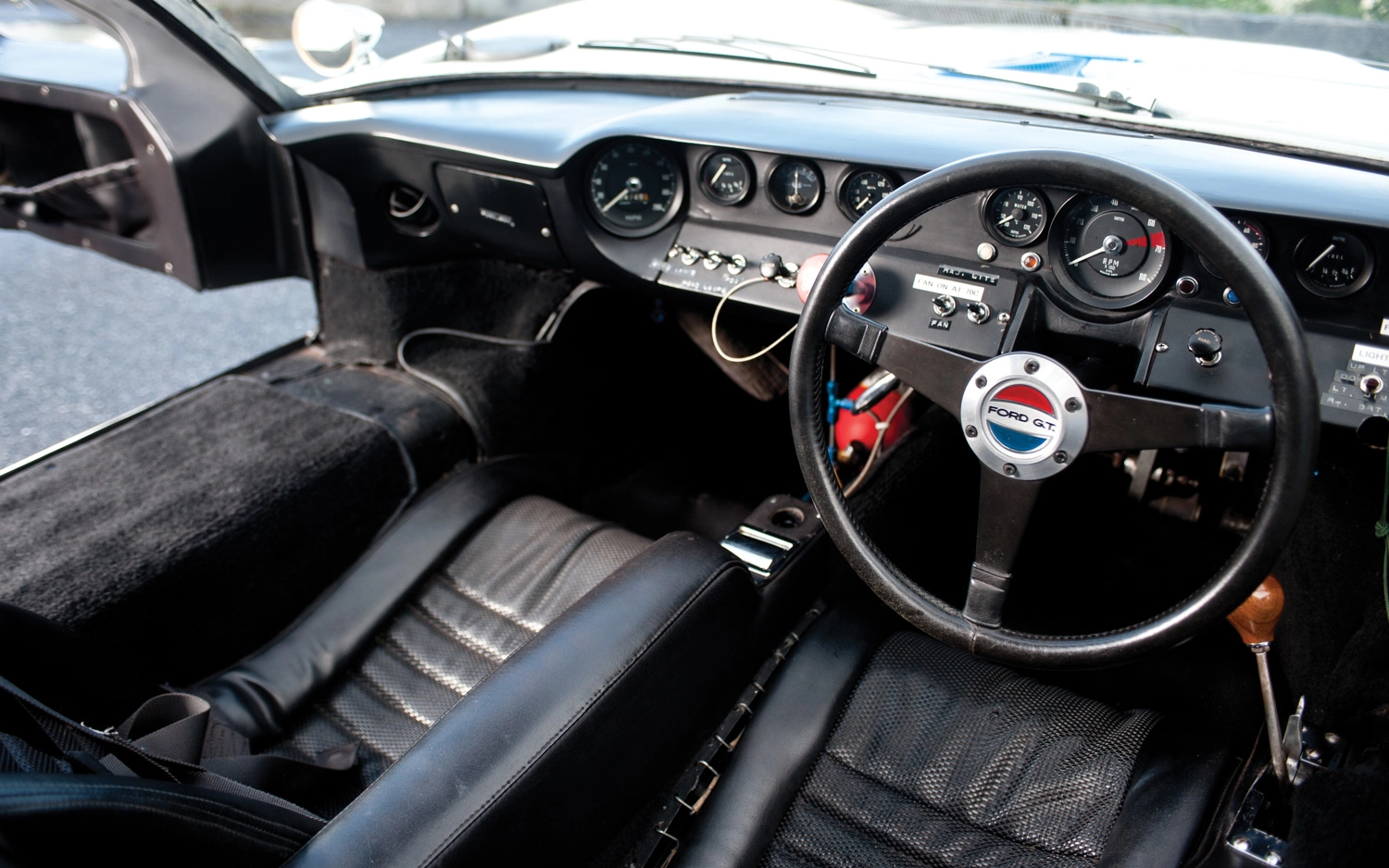 1967 Ford GT40 Mark I interior