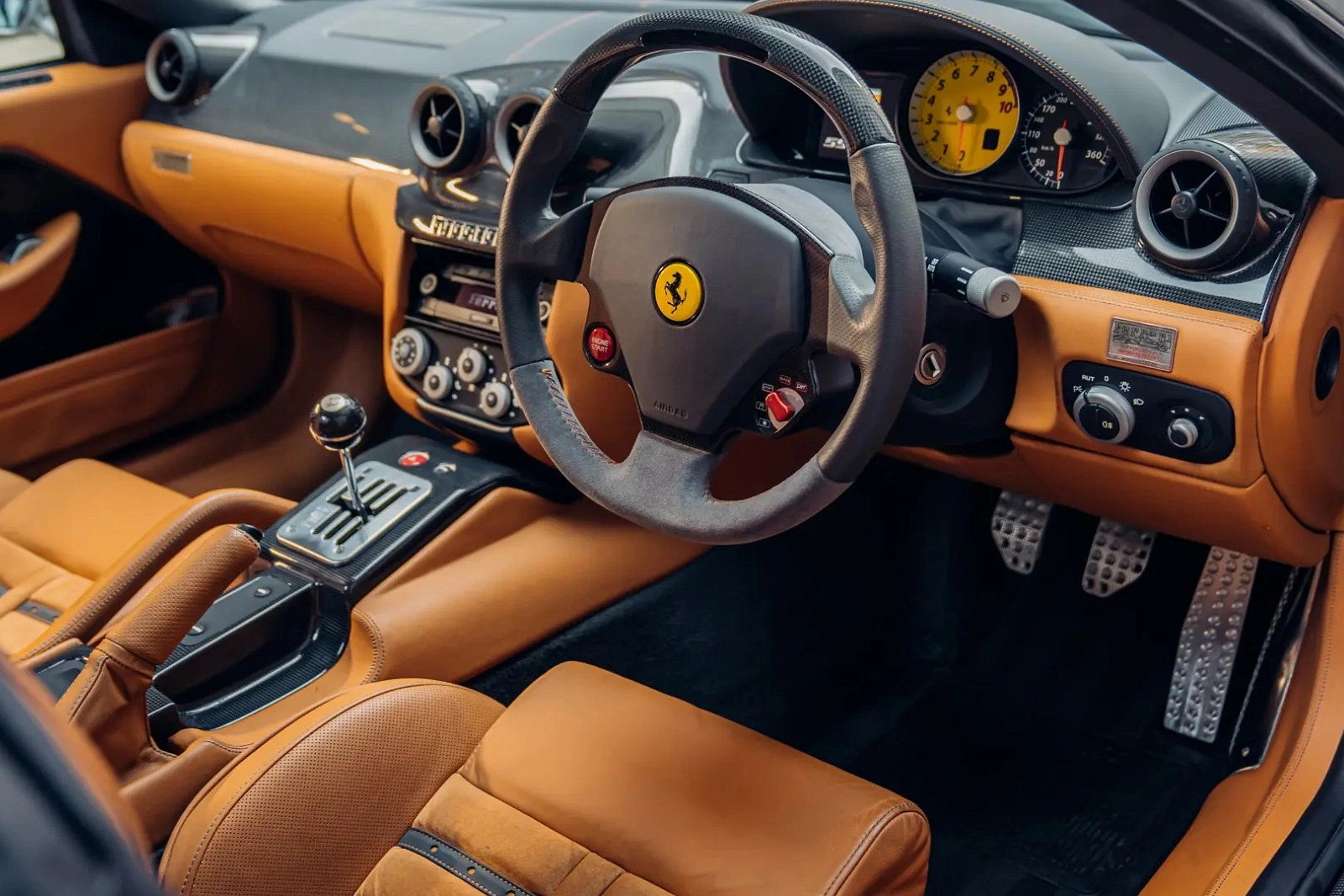 Ferrari 599 GTB 2012 Manual Posledni Vyrobene 2025 Prodej 09