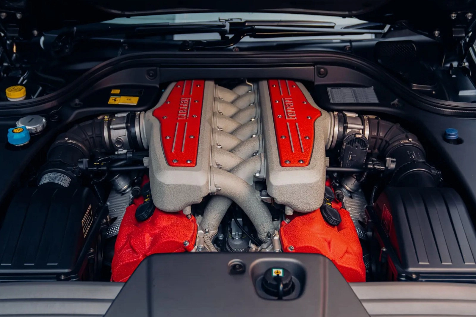 Ferrari 599 GTB 2012 Manual Posledni Vyrobene 2025 Prodej 23