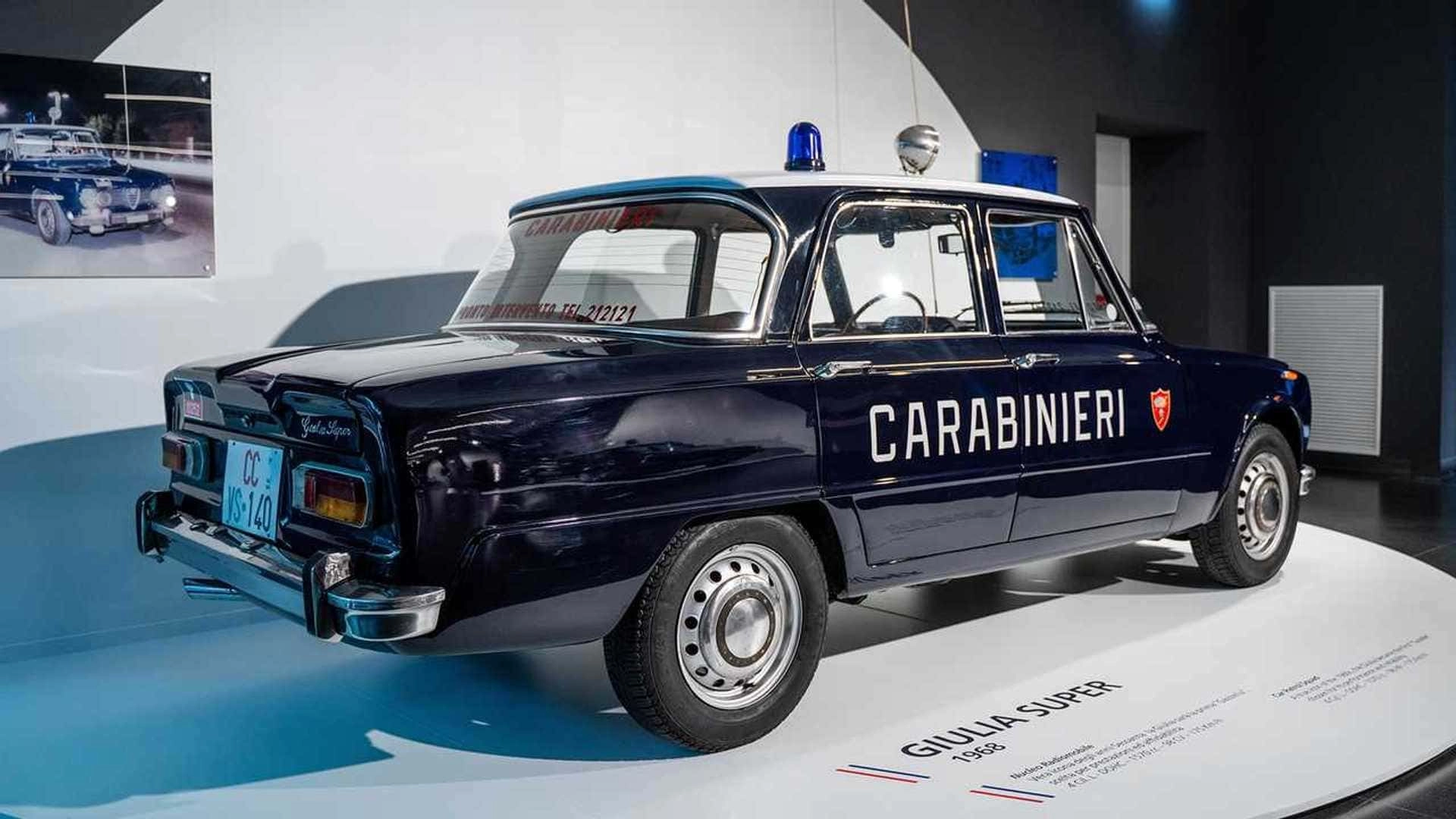 Alfa romeo giulia carabinieri