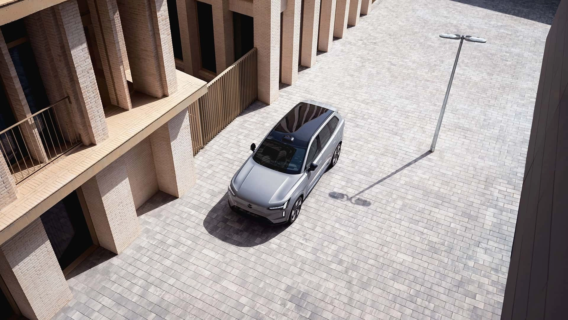 Volvo ex90 model year 2026