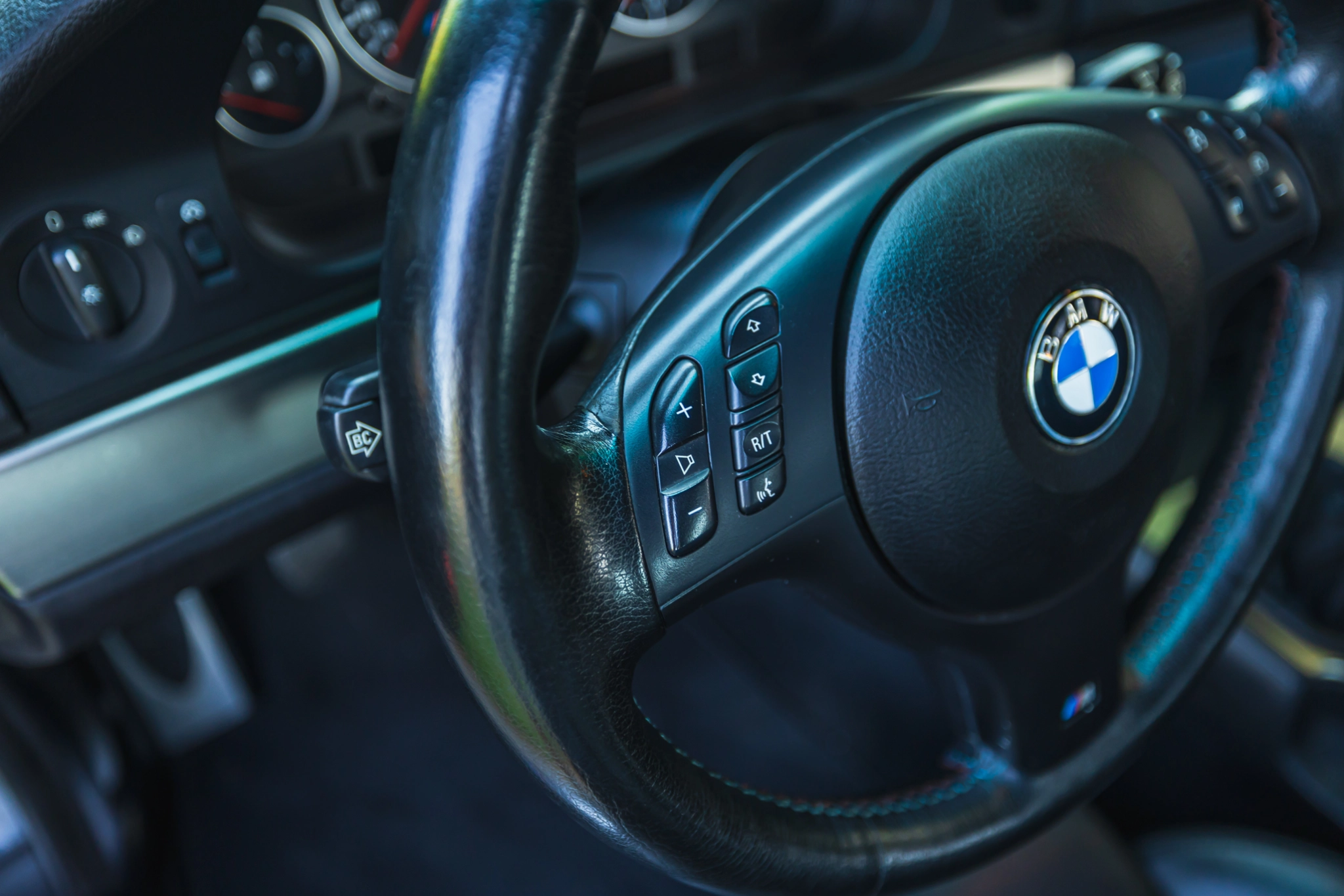 2500x0 storage uploads media car 392 low bmw m5 e39 44 g7pp