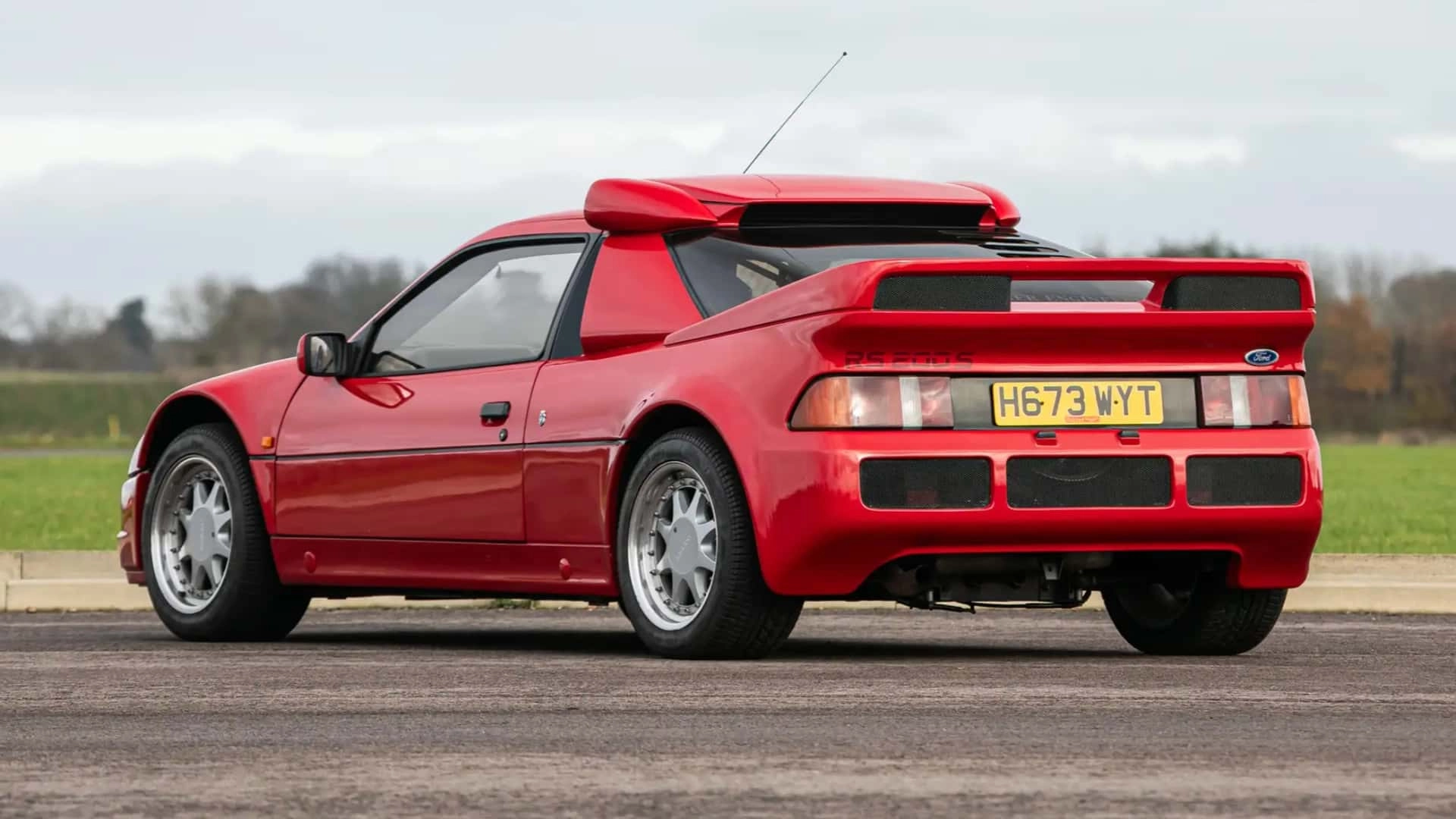 Ford rs200 s in red for sale 4dkfgsdčlfgkčlsdfkgčlsdf