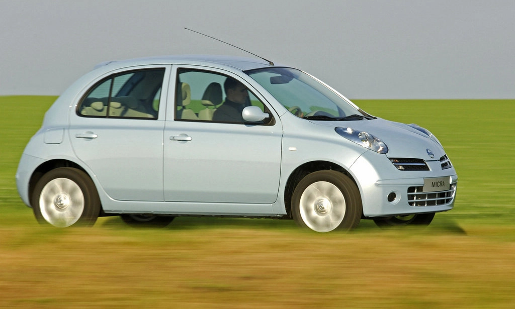 Nissan Micra 2005 1600 04