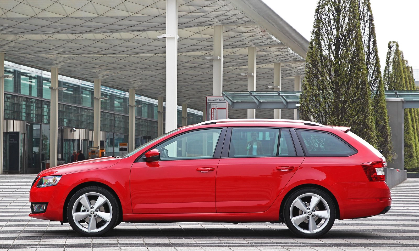 Skoda Octavia Combi 2014 1600 2d