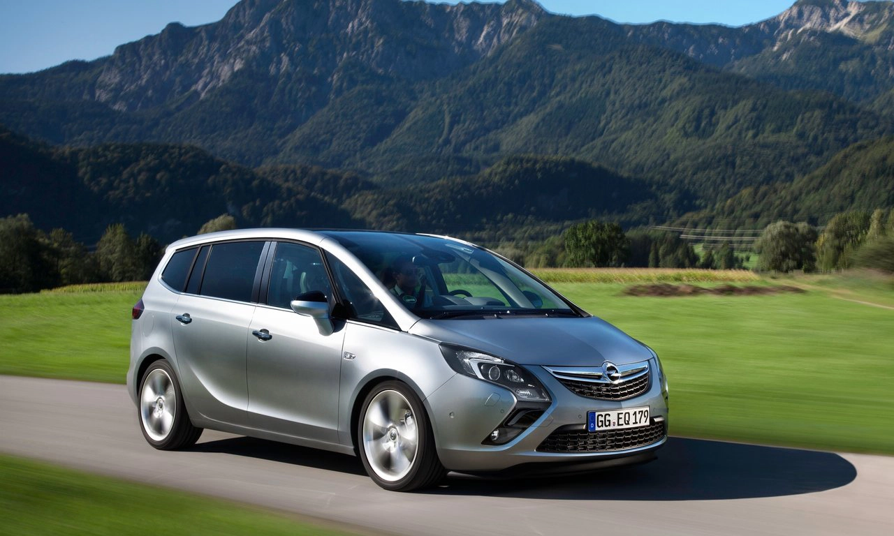 Opel Zafira Tourer 2012 1280 08