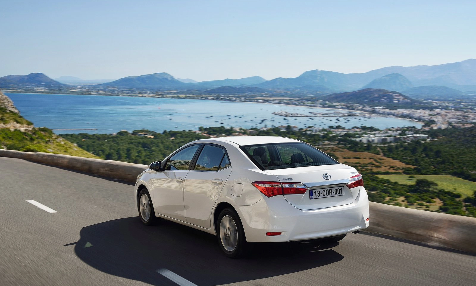 Toyota Corolla EU Version 2014 1600 2b