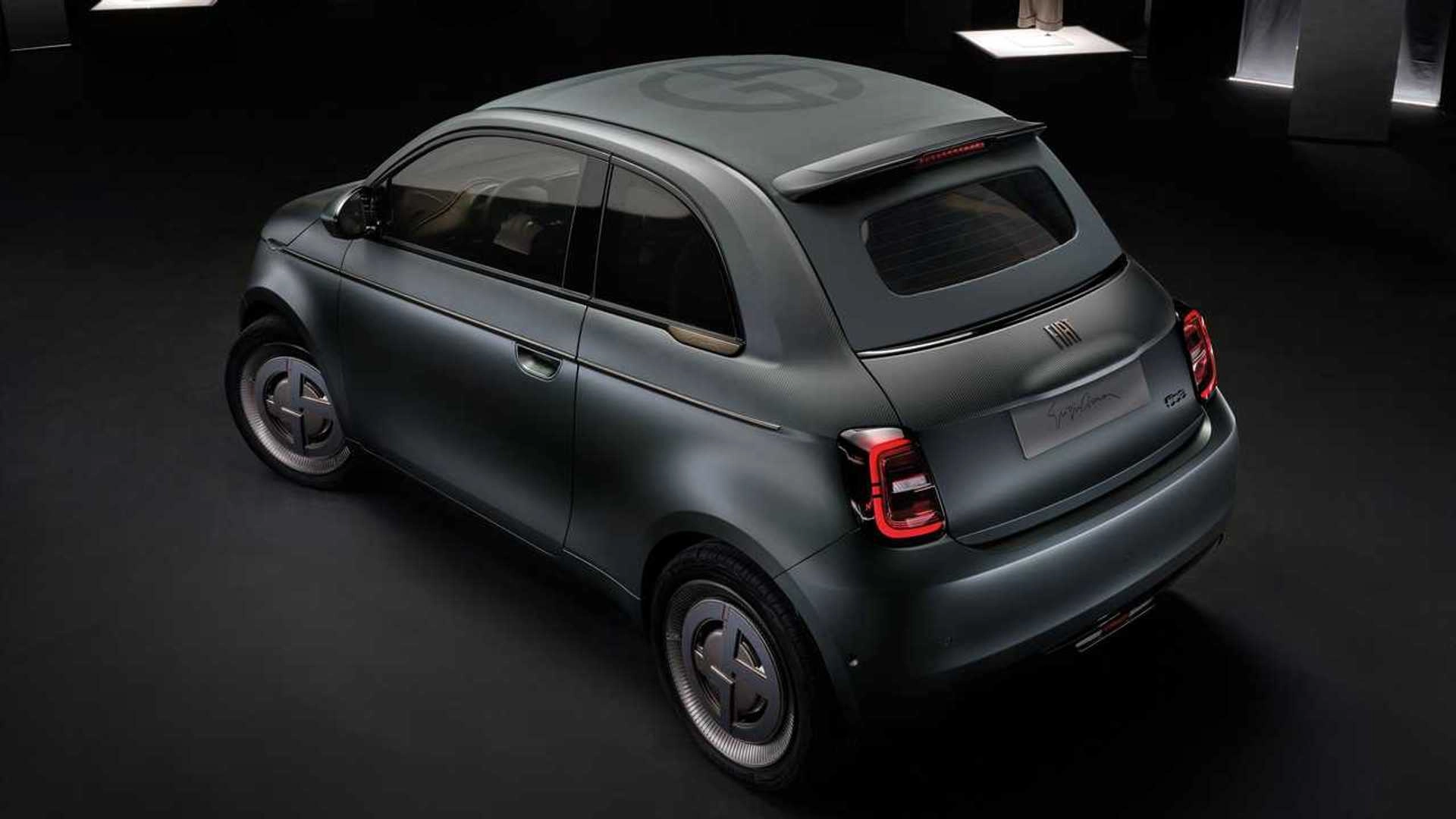 Fiat 500e at la auto show 202