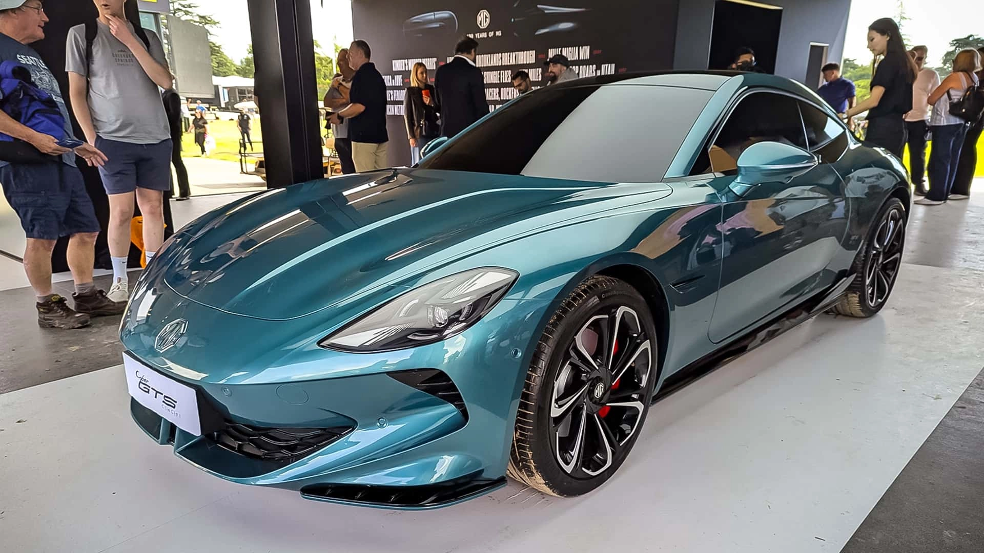 Mg cyberster coupe 2024 auf dem goodwood festival of speed