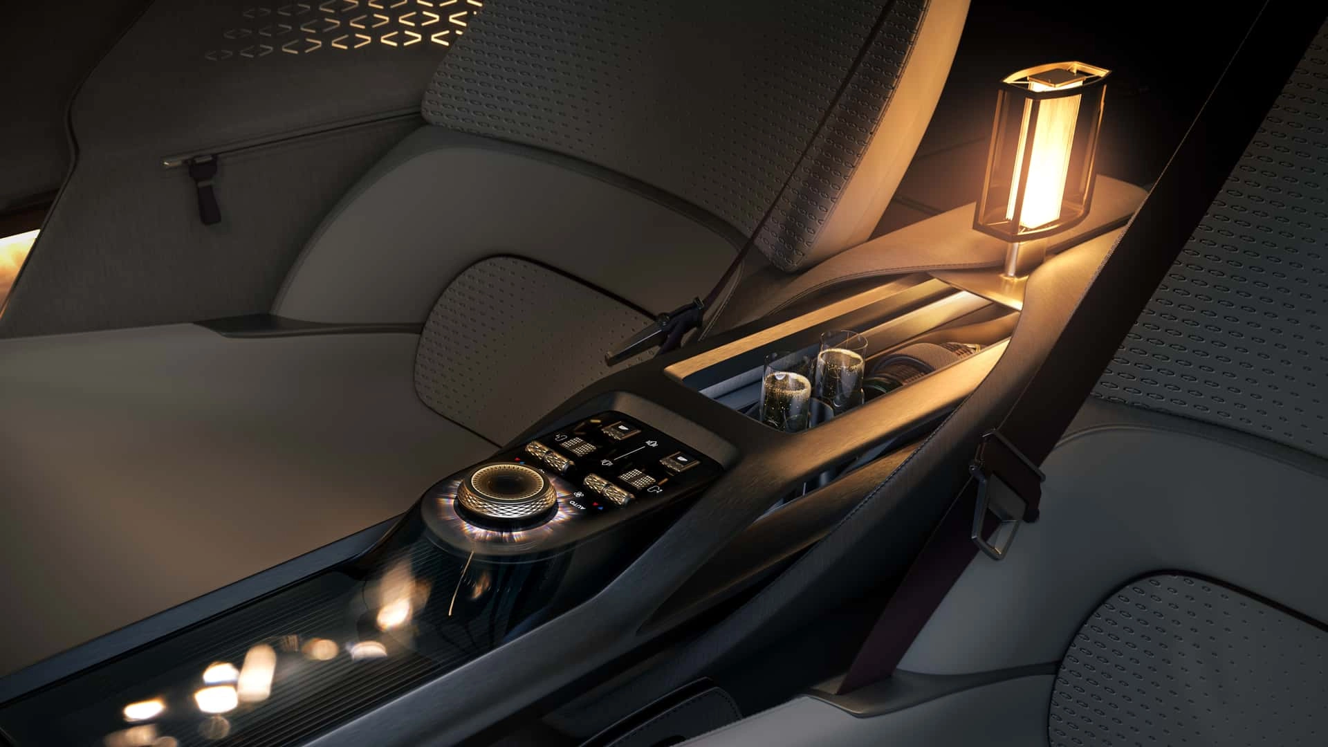 35 exp 15 interior
