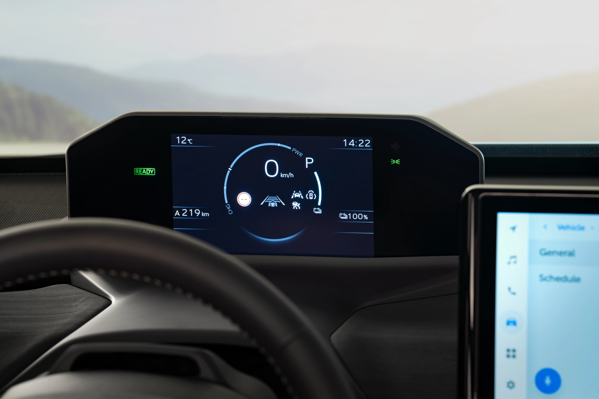 2025 bz4xtouring int 03