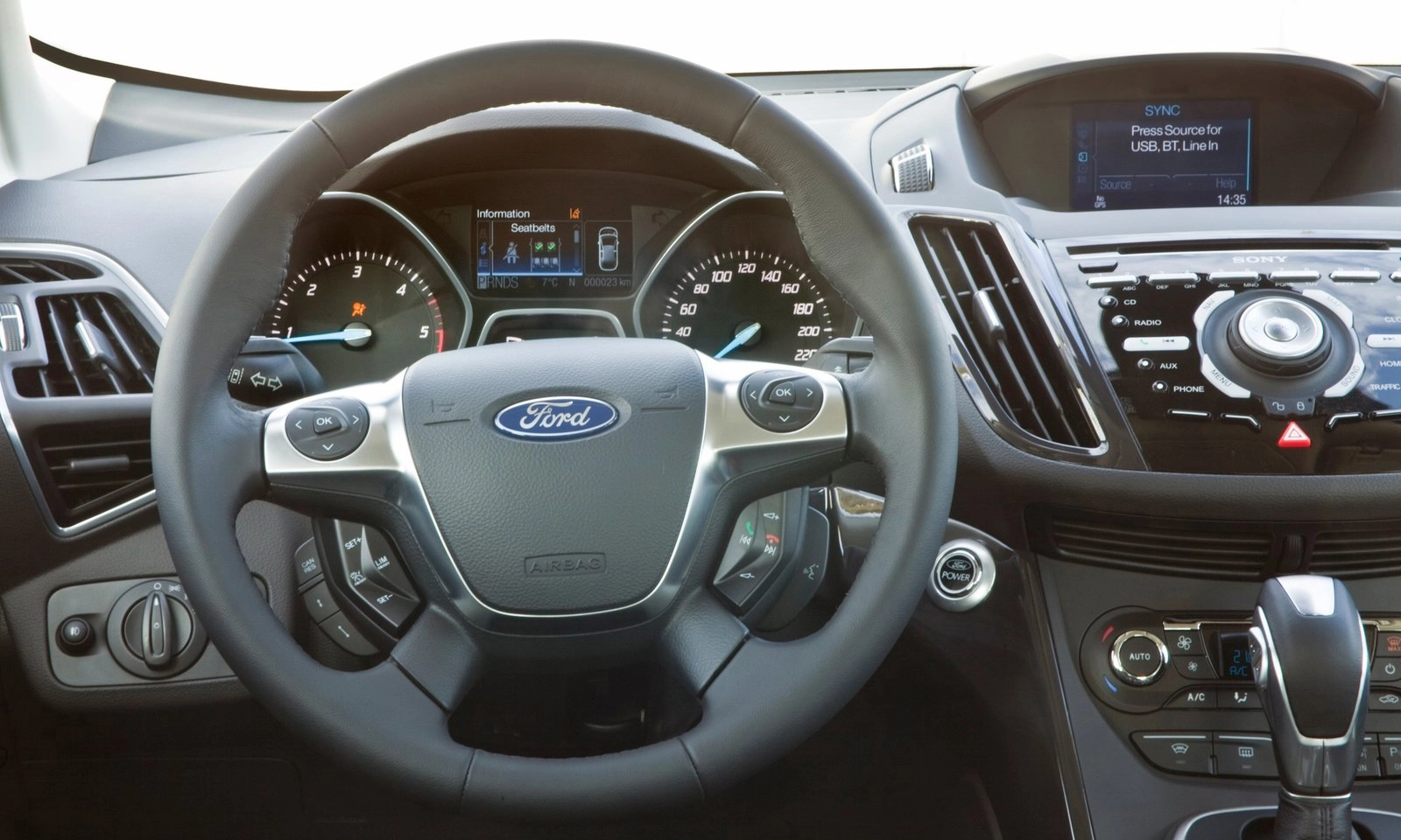 Ford Kuga 2013 1600 14