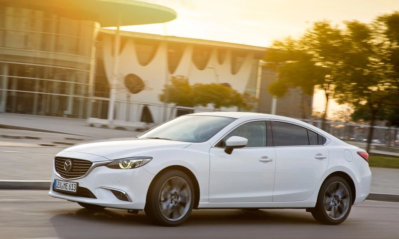 Mazda 6 Sedan 2015 800 03