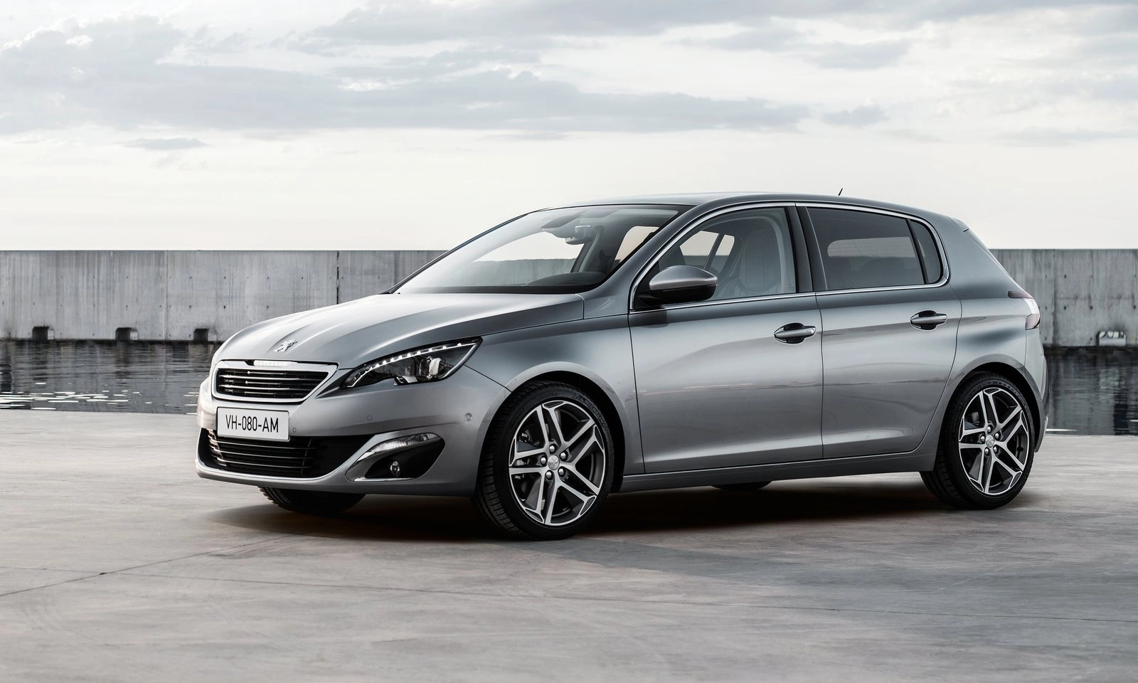 Peugeot 308 2014 1600 07