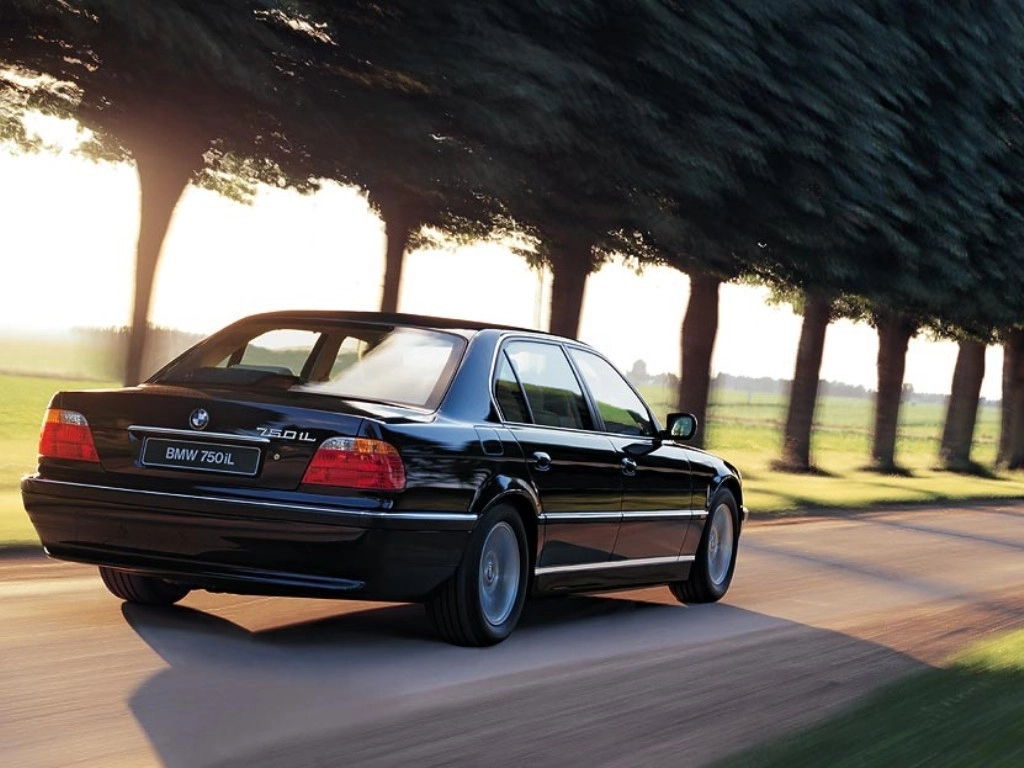 BMW 7 Series  E38  780 37