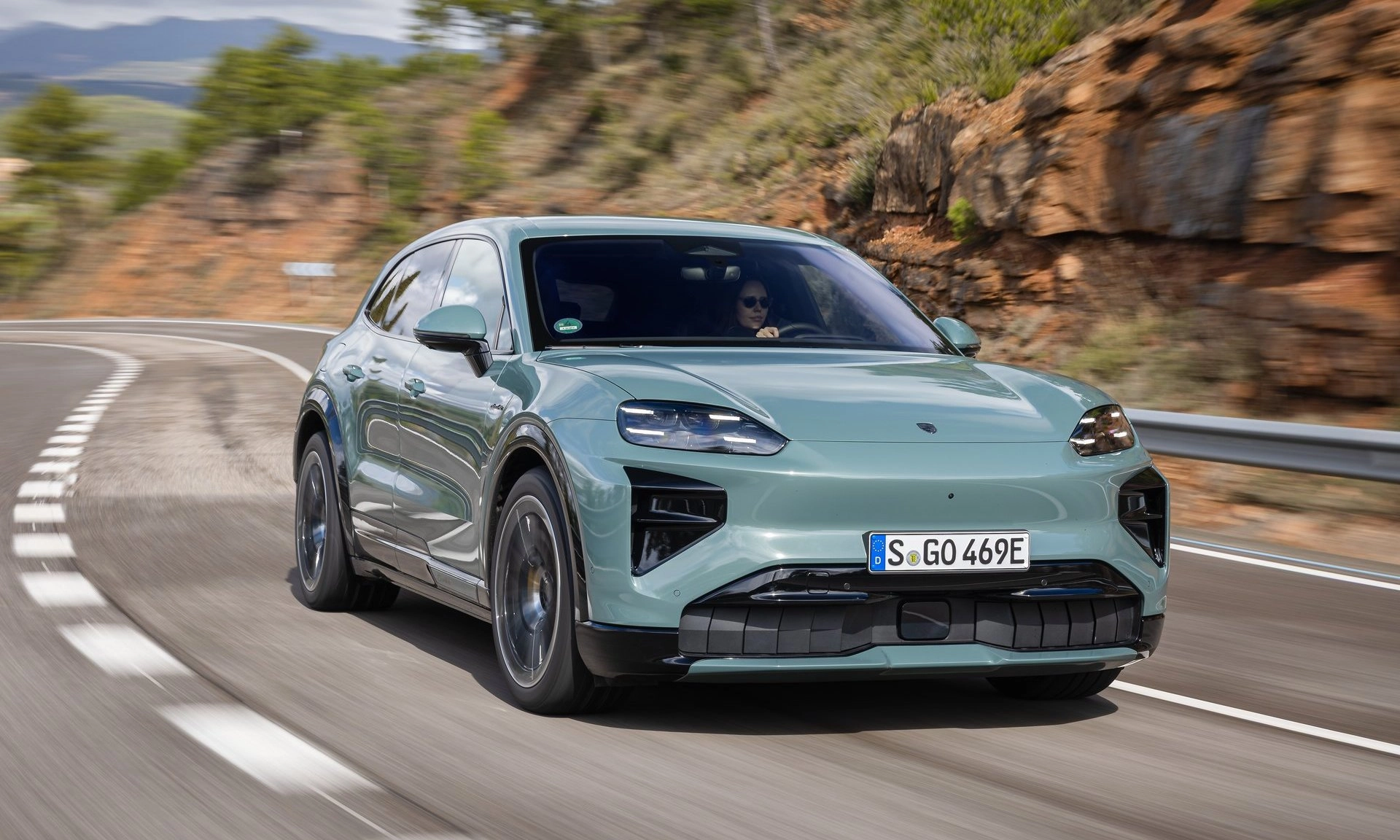 Driving spektakl stiže u BiH