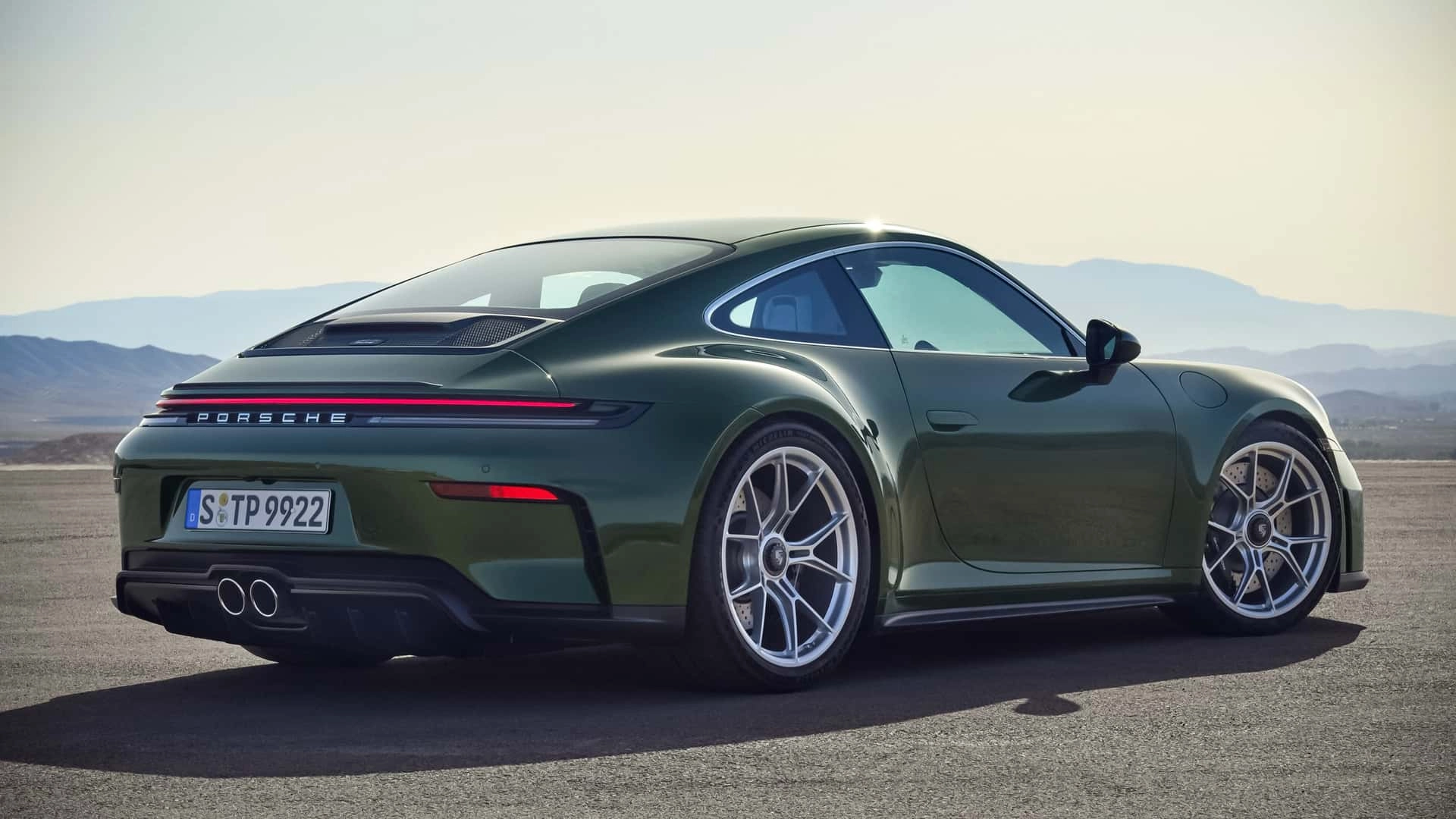 Porsche 911 gt3 mit touring paket 2025