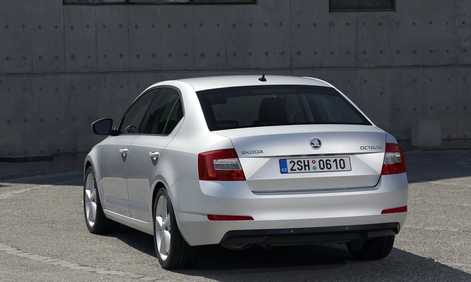 Skoda Octavia 2013 1600 1b