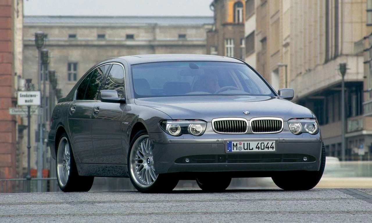 BMW 760i 2002 1280 be905968181fa374bcd7fbcec0146f89e9