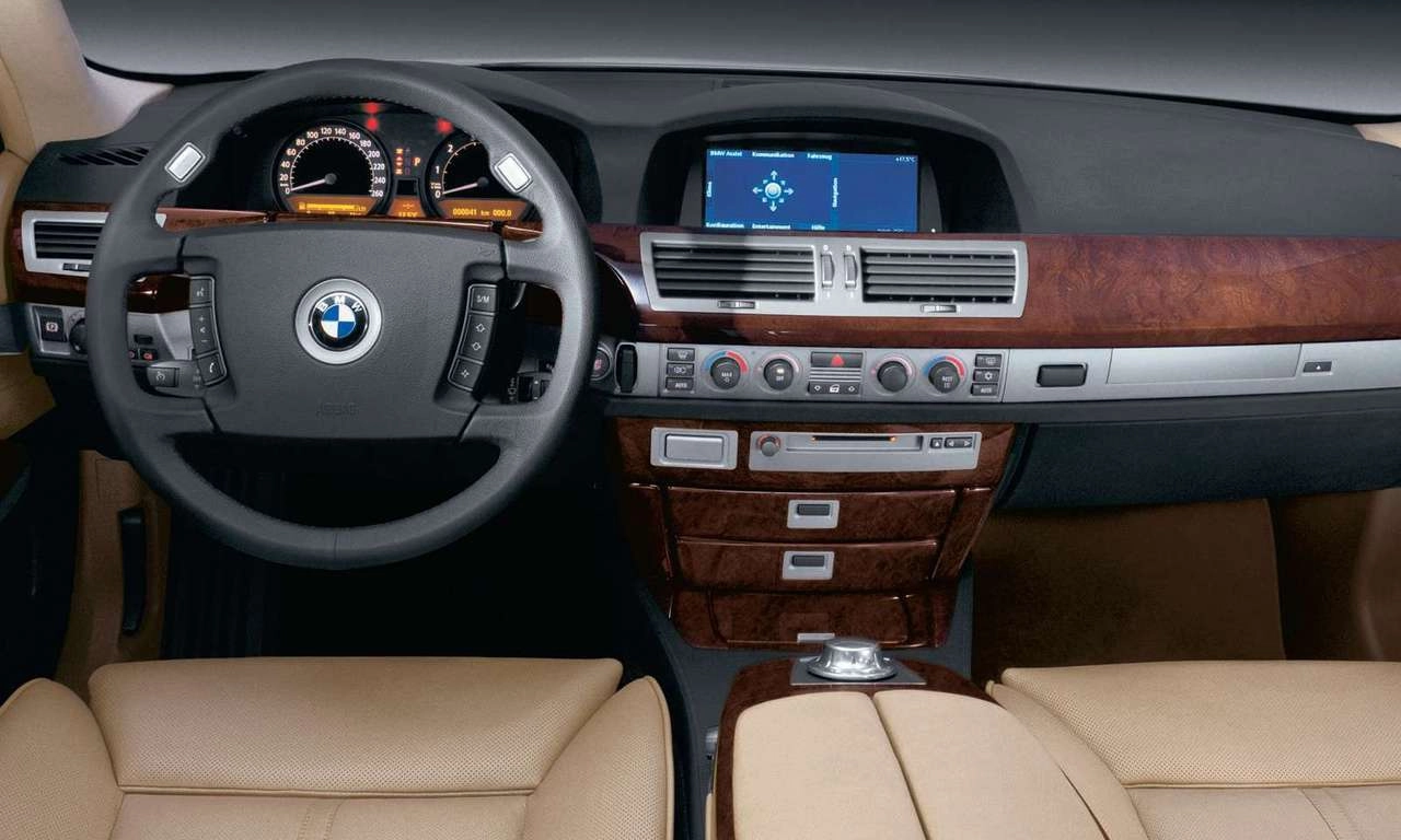 BMW 7 Series 2002 1280 a641adaff17f84b1e19868d261a57b60e2