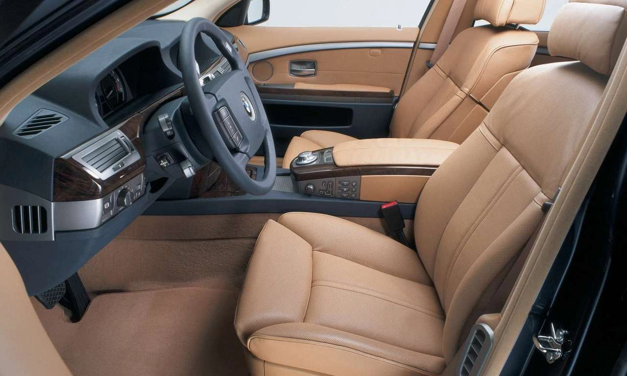 BMW 7 Series 2002 1280 da6feddeed0f5cc0c53ed621614e7e969c