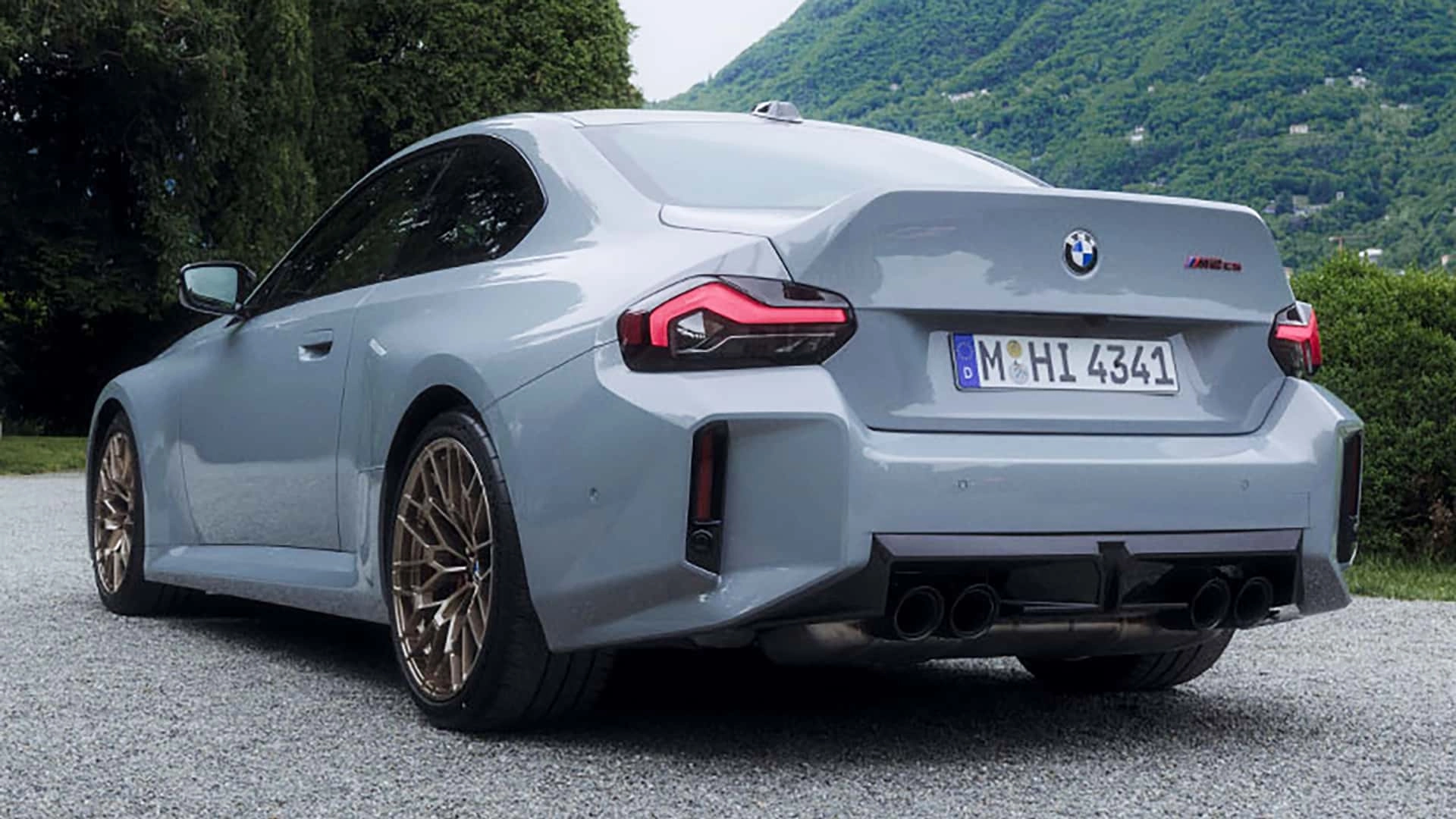 2026 bmw m2 cs exterior 2