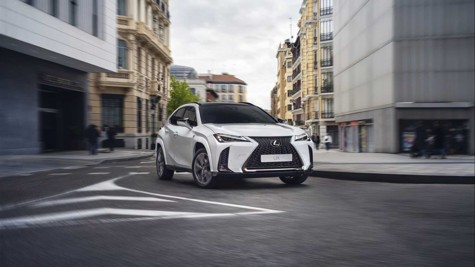 Unaprijeđeni crossover gura Lexus dalje na putu do elektrifikacije