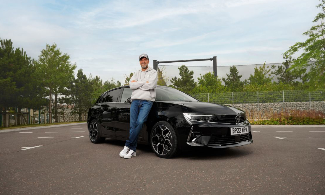 Jürgen Klopp preuzeo novu Astru Plug-in Hybrid