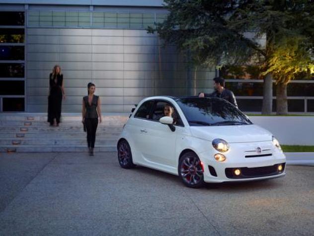 Predstavljen FIAT 500C GQ