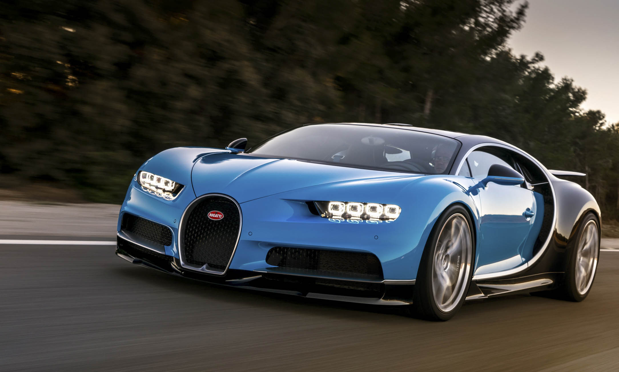 Predstavljen Bugatti Chiron