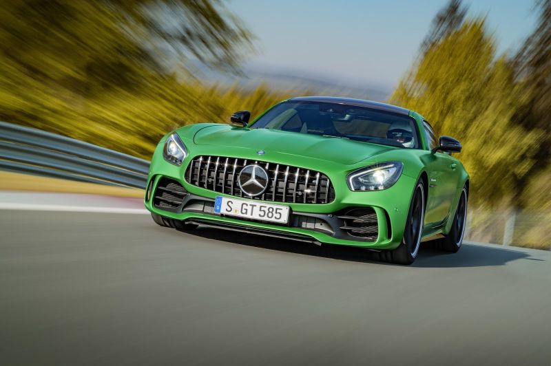 Mercedes-AMG GT- R sa 585 KS