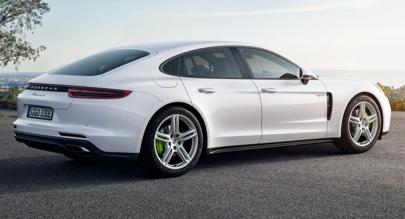 Nova Porsche Panamera 4 E-Hybrid sa prosječnom potrošnjom od 2,5 litara