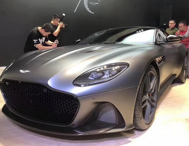 Novi DBS Superleggera pokazao lice