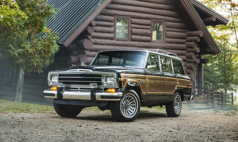 Moguć Grand Wagoneer Trackhawk sa 719 ks